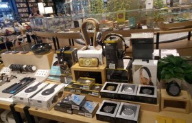 “直接崩了”，价格断崖式下跌！商户：销量跌了60%都不止